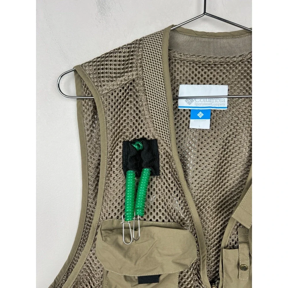 Columbia PFG Fishing Vest Mens Large Tan Mesh Utility Fly Fishing FM1001 V-Neck